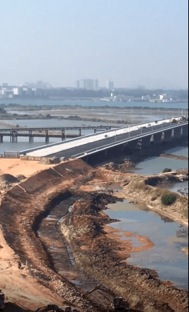 水東灣跨海大橋最新進展與特色，水東灣跨海大橋最新進展及獨特之處揭秘