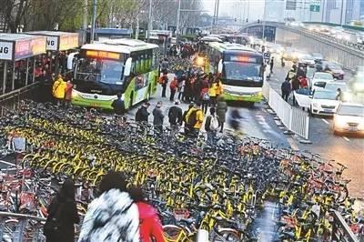 電動(dòng)自行車(chē)圍困下的大學(xué)校園新景象，電動(dòng)自行車(chē)圍困下的大學(xué)校園新景象探索