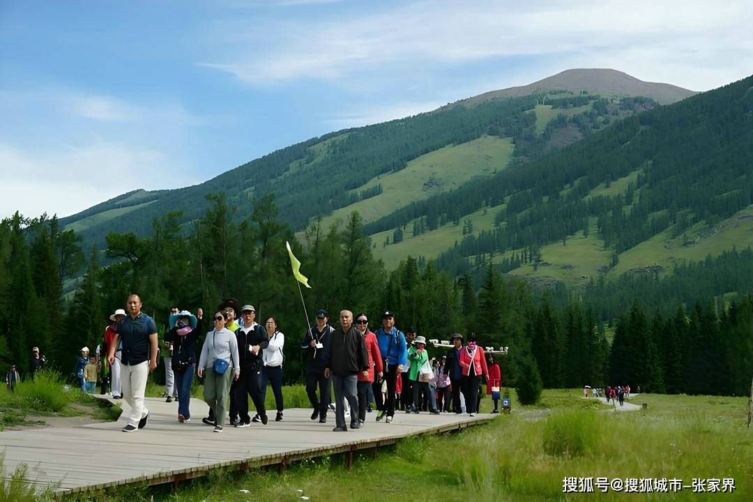 新疆旅游團(tuán)，探索神秘西域之旅，新疆旅游團(tuán)，神秘西域探險(xiǎn)之旅