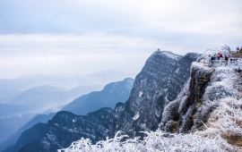 峨眉山金頂天氣預報及其影響，峨眉山金頂天氣預報與影響分析