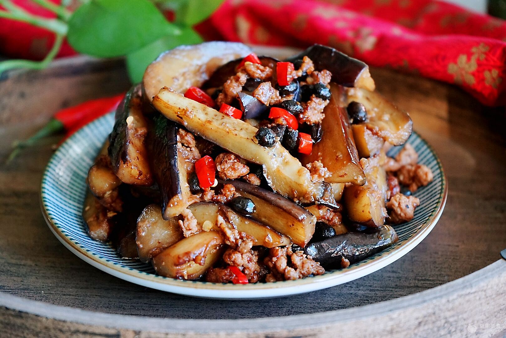 肉末茄子，一道家常美食的做法詳解，肉末茄子，家常美食做法詳解攻略